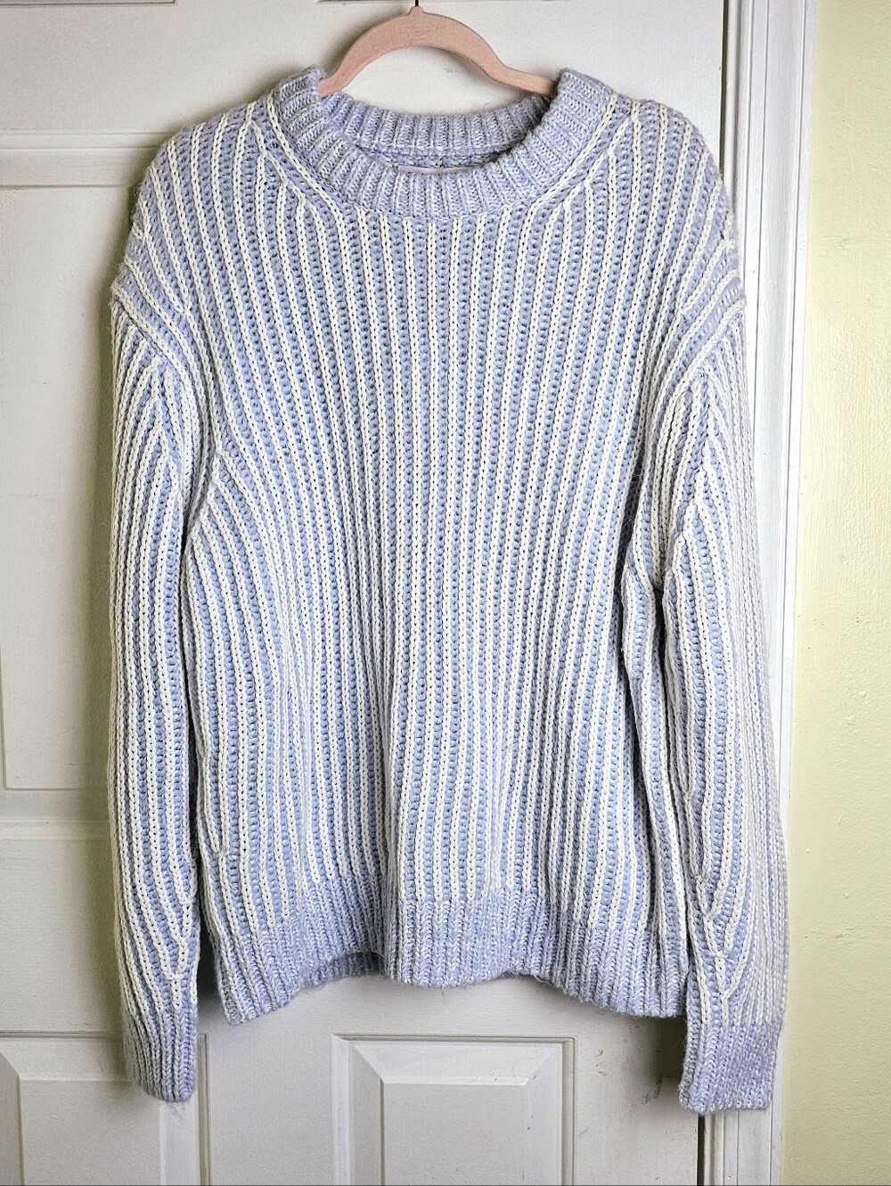 New Elizabeth And James Crew Neck Knit Sweater